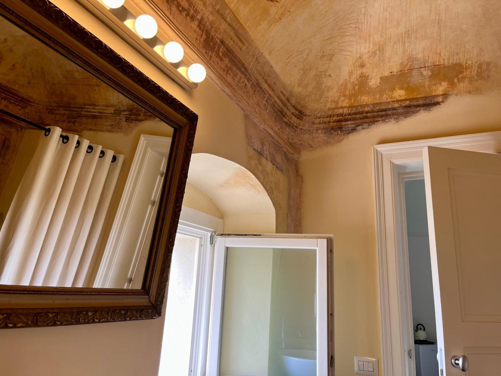 Dimora Di Dante Bed & Breakfast Chiaramonte Gulfi Dış mekan fotoğraf
