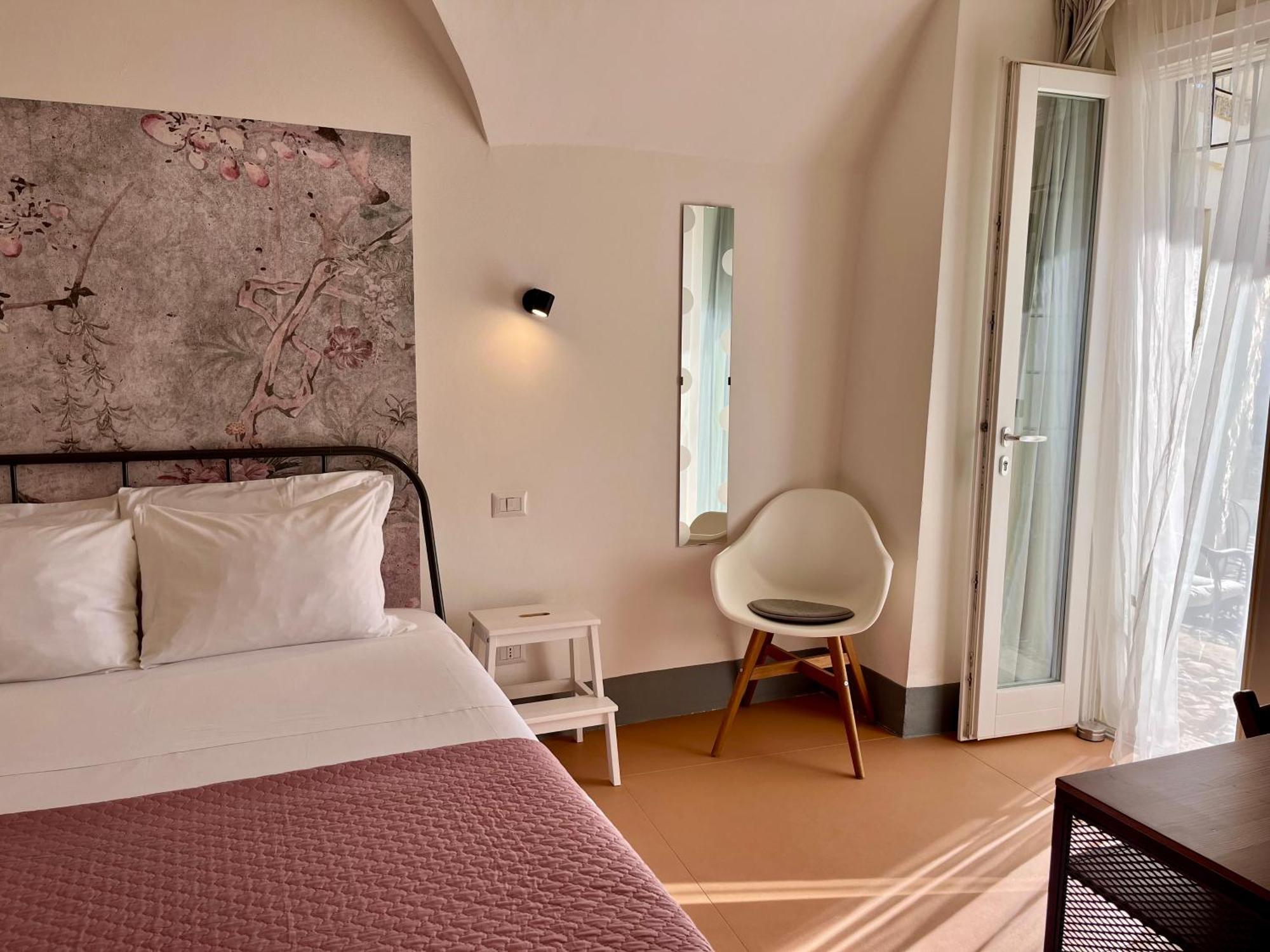 Dimora Di Dante Bed & Breakfast Chiaramonte Gulfi Dış mekan fotoğraf